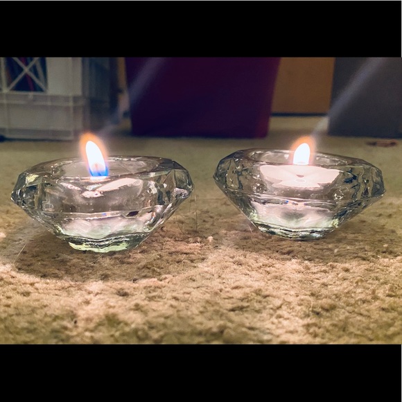Set of Two Diamond Glass Candle Holders - Picture 8 of 9